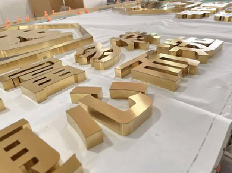 漳州拉丝不锈钢字的特点。